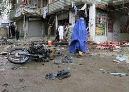 Suicide Bomber Kills 15 in Afghan Market